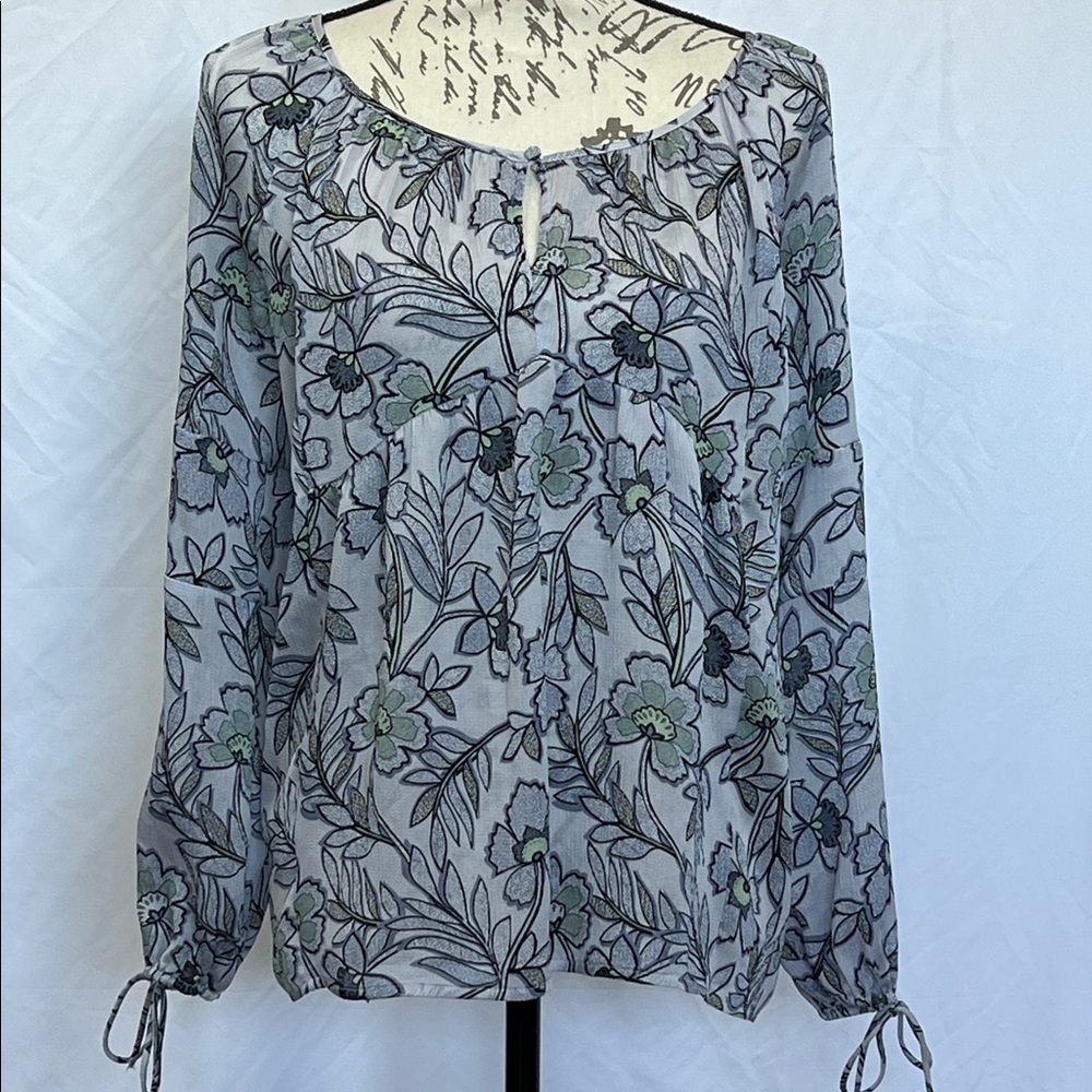 Sheer pleated poppy flower long sleeve top small Princess Vera Wang
